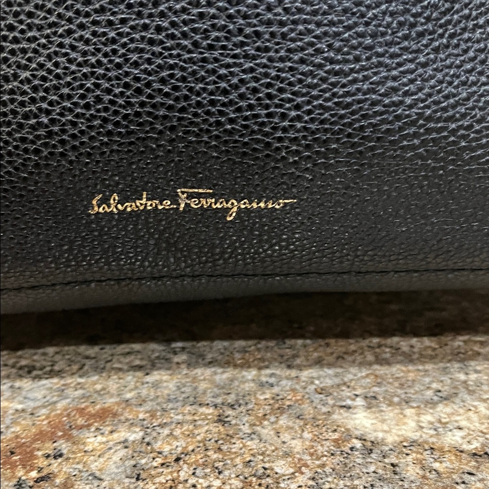 Salvatore Ferragamo EUC Amy Gancini Tote Bag Black Pebbled Leather - Picture 3 of 15